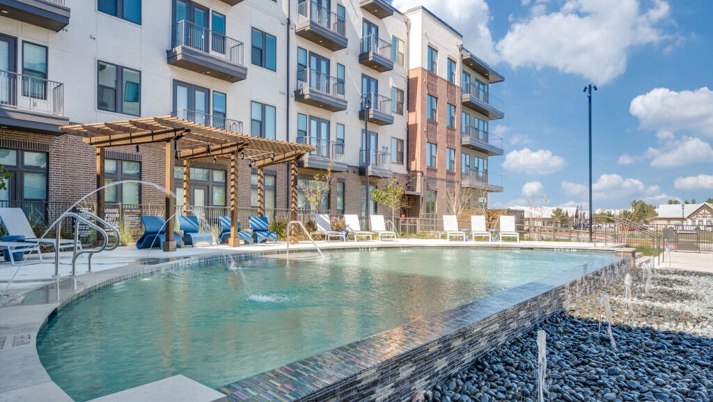 Luxury Living in Frisco: Jefferson Parkhouse to Open in May with Premium Amenities